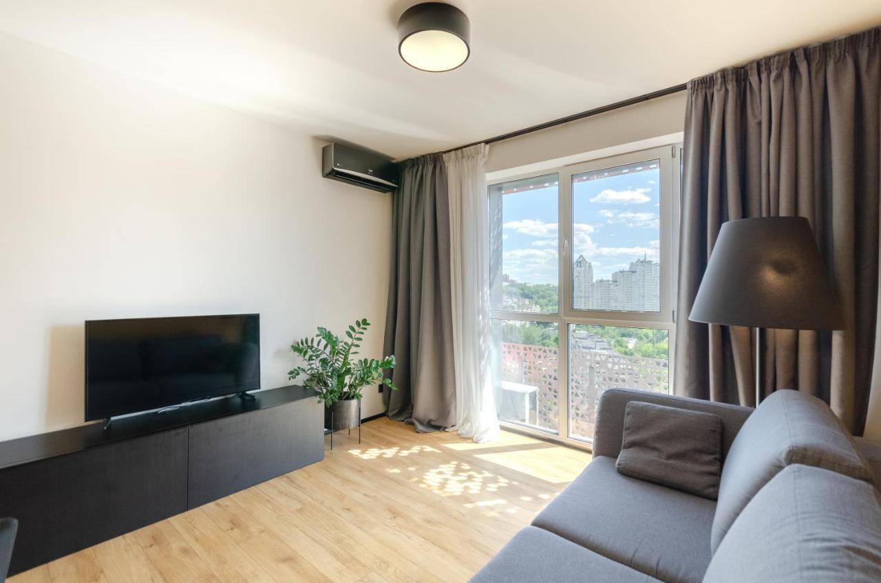 Petrovdom Apartments 23-173 In Rc Kvartet , 16Г Vasyl Lypkivskyi Street Kiev Esterno foto