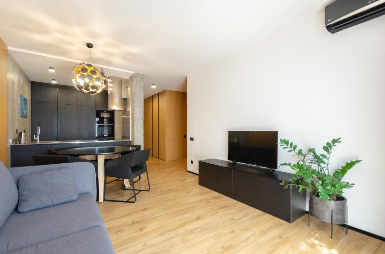 Petrovdom Apartments 23-173 In Rc Kvartet , 16Г Vasyl Lypkivskyi Street Kiev Esterno foto